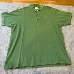 This is a green vintage lacoste men’s polo. Size 6/ XL